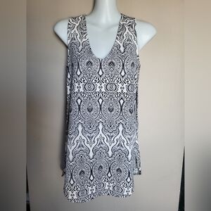 Dynamite Black and White Women's Tank Top, Size XS